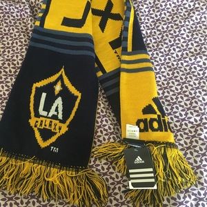 LA Galaxy MLS Soccer Scarf - BRAND NEW